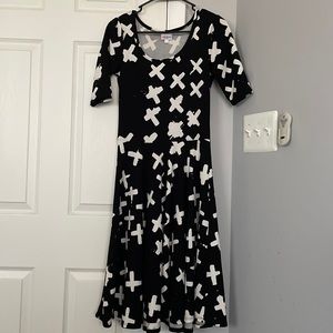 Lularoe Nicole dress black with white ‘x’ pattern